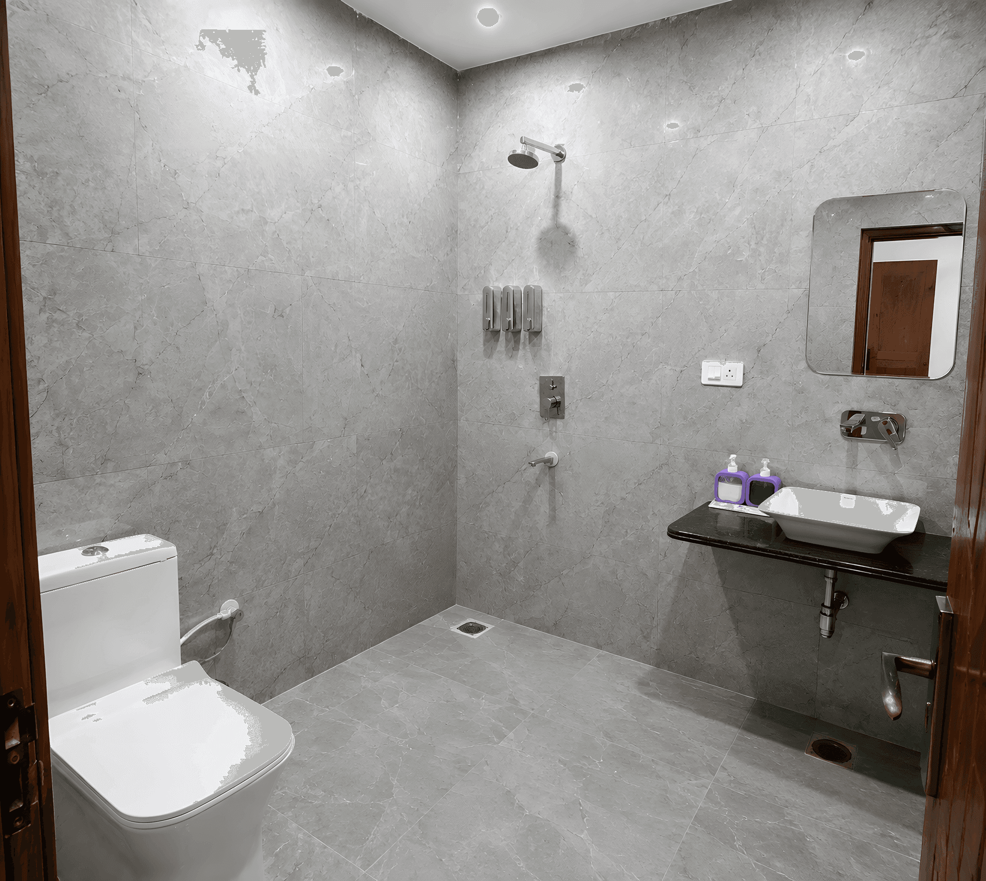 Suite at ZenithSuites Vrindavan in Old Vrindavan, photo 5