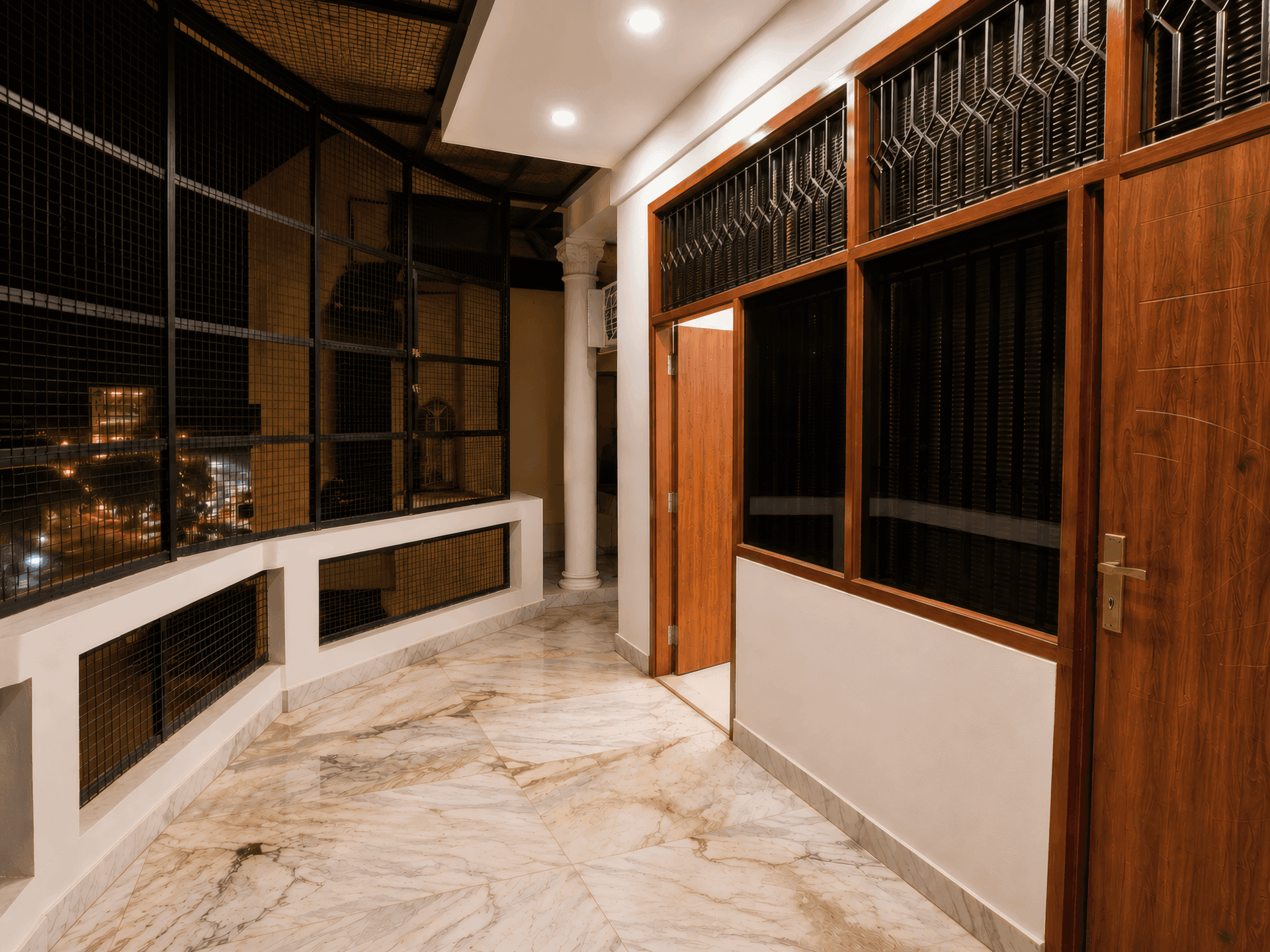 Suite at ZenithSuites Vrindavan in Old Vrindavan, photo 13