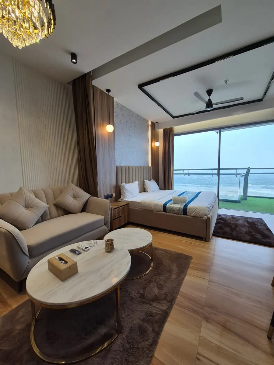 Lux Suite - image 1